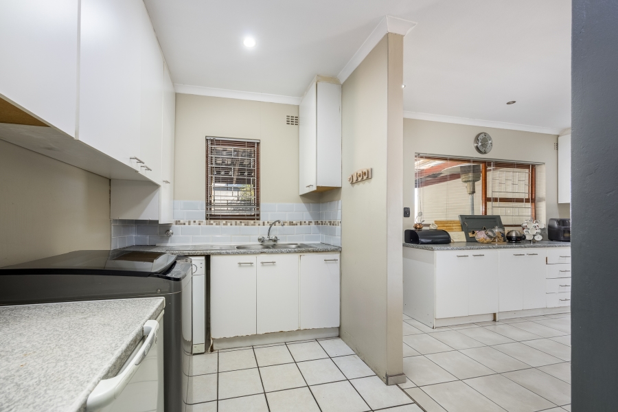 4 Bedroom Property for Sale in Rouxville Western Cape